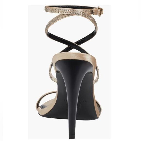 Marc Fisher LTD Cammile Ankle Strap Sandal in Light Natural Size 9.5 - Picture 5 of 14